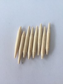 0.4 pencil D balsa bodies 1mm bore (8)